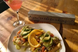 Bee's Knees Pub & Catering