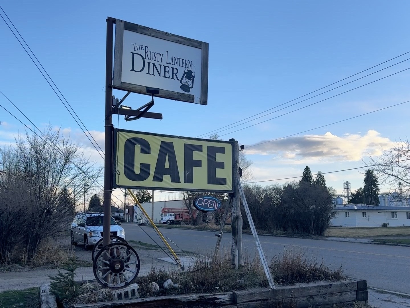 The Rusty Lantern Diner A cozy diner in Ucon, Idaho