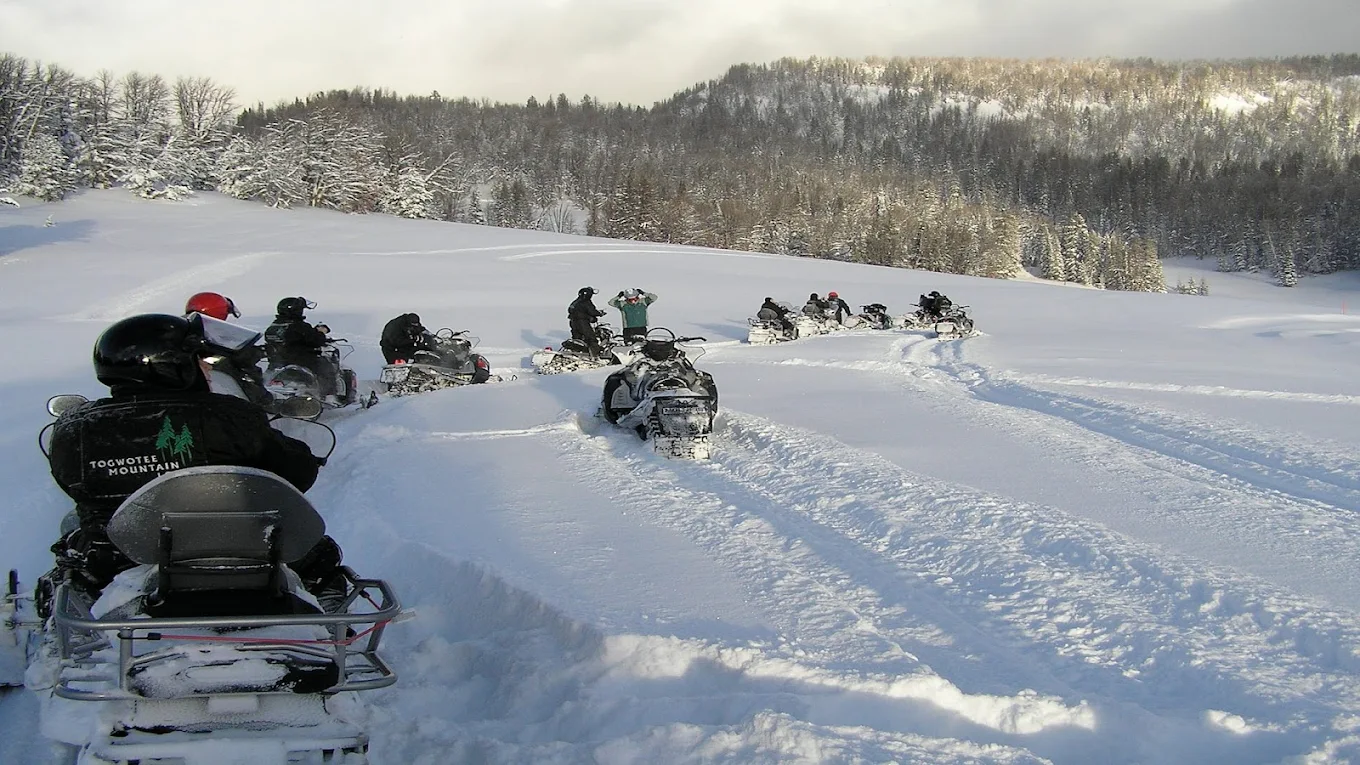 Snowmobile Guided Tours in Jackson